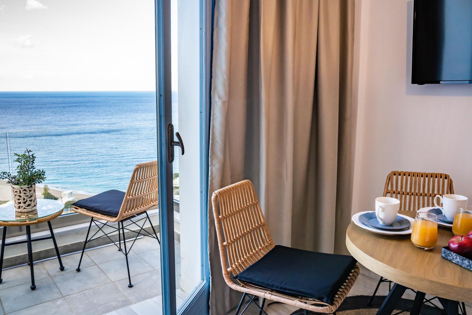 Yploui Suites Karpathos Esterno foto