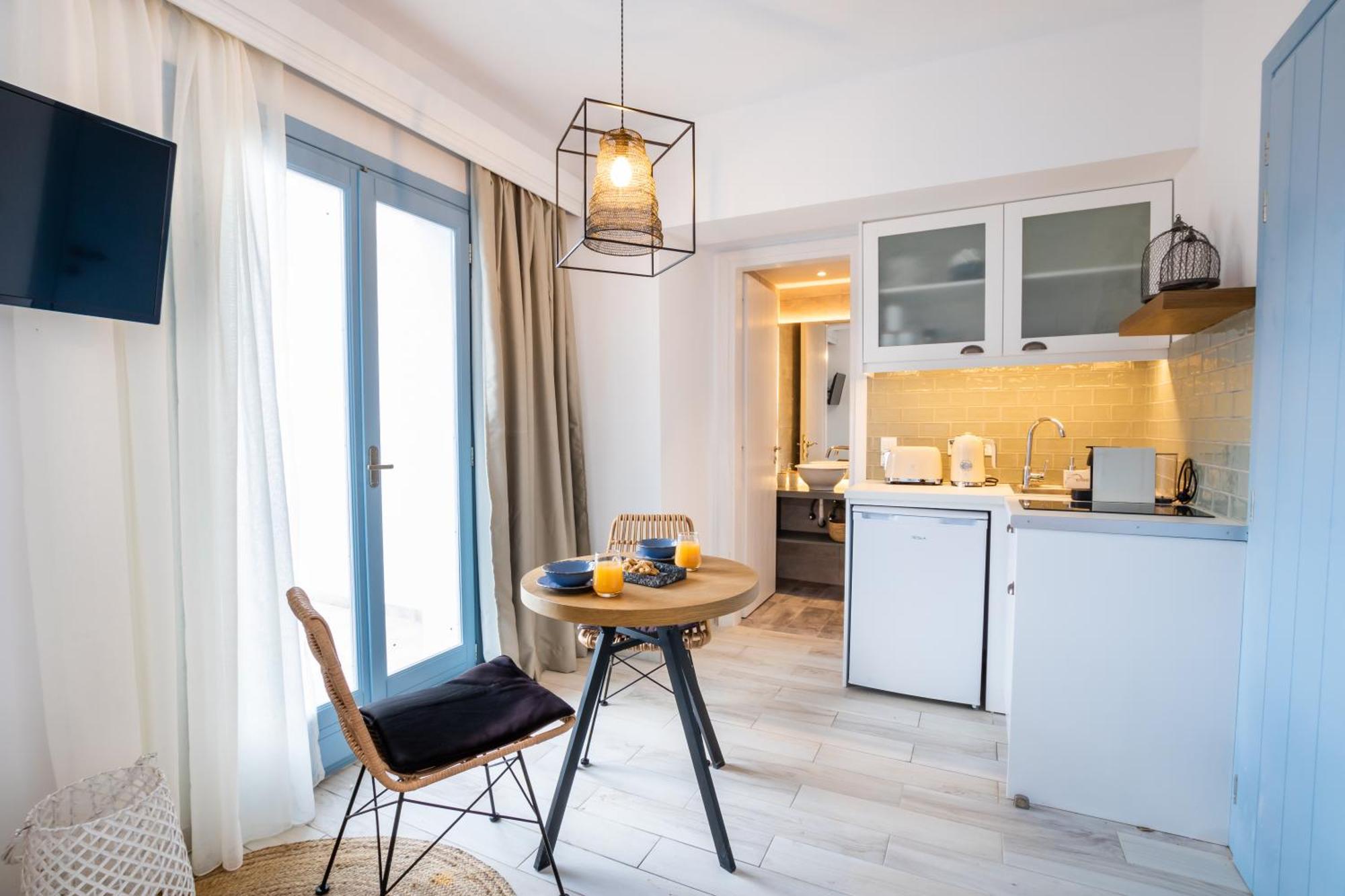 Yploui Suites Karpathos Esterno foto