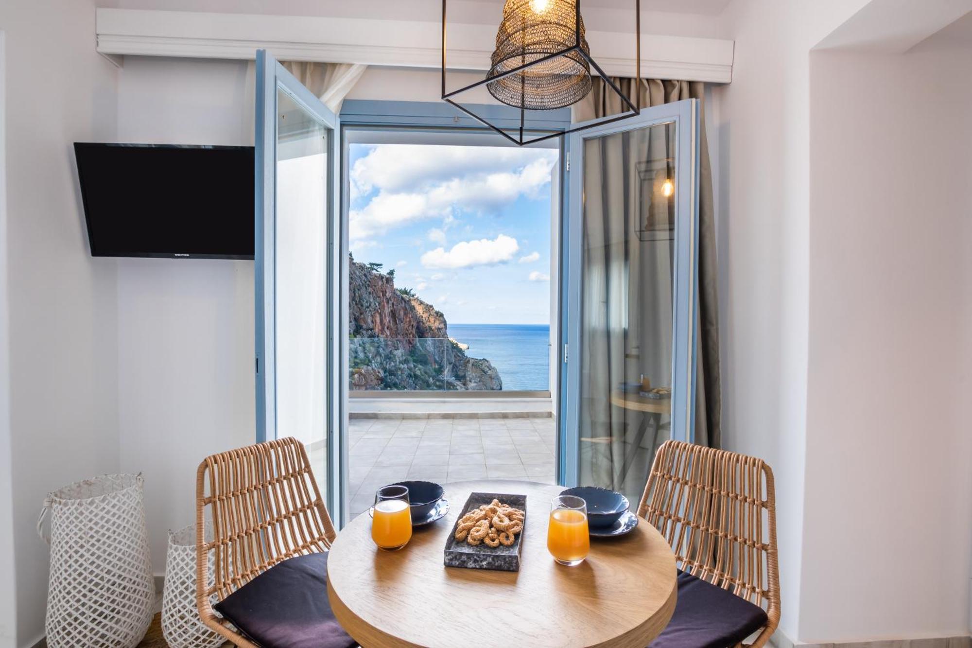 Yploui Suites Karpathos Esterno foto