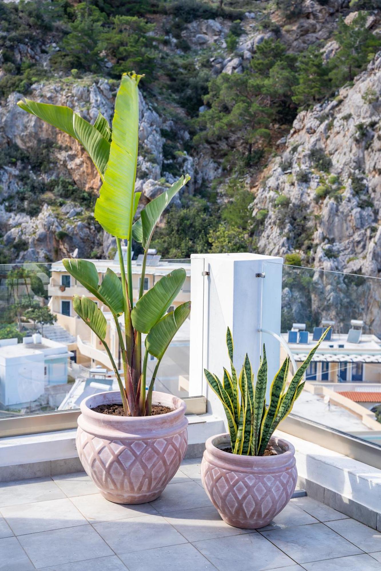 Yploui Suites Karpathos Esterno foto
