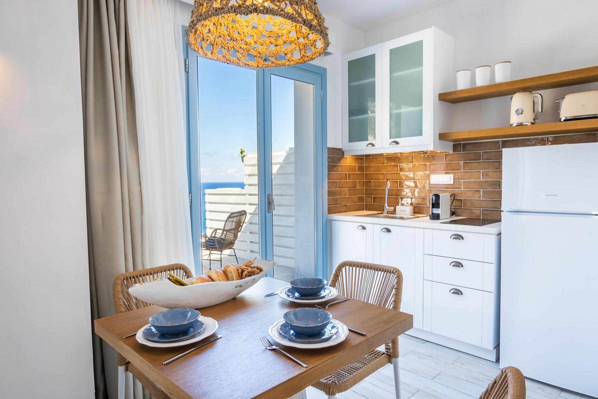 Yploui Suites Karpathos Esterno foto